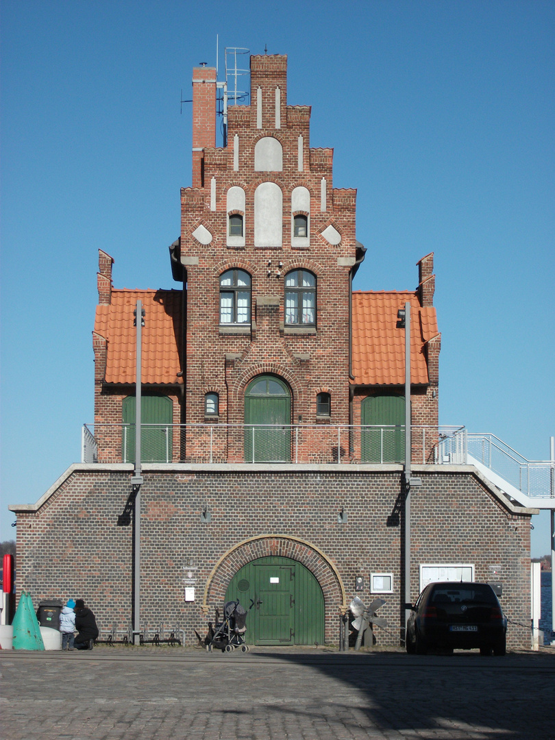 Am Hafen von Stralsund