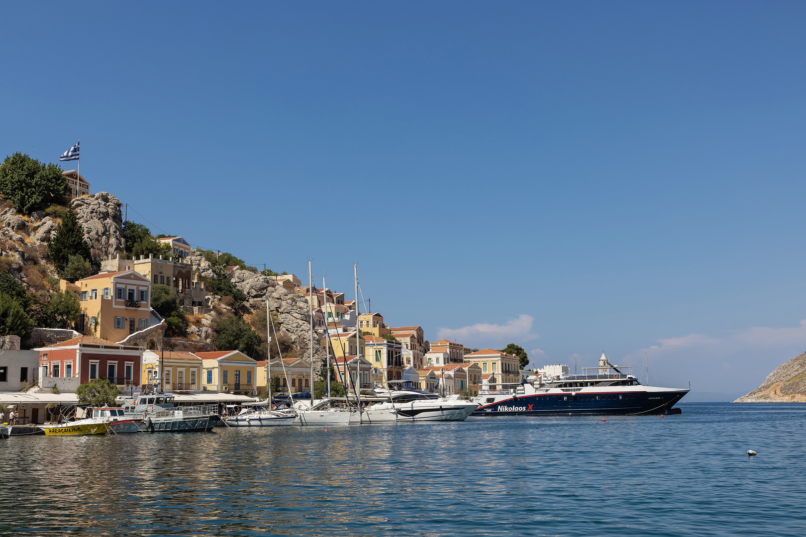 Am Hafen von Symi