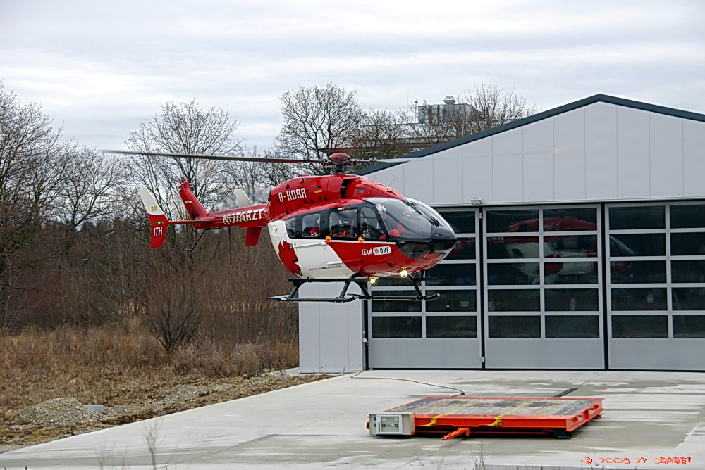 Am Hangar