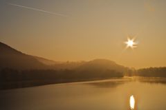 Am Hengsteysee, gegen die Sonne...