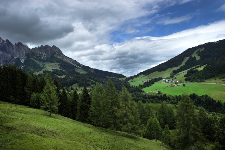 am himmel steh'n die wolken...