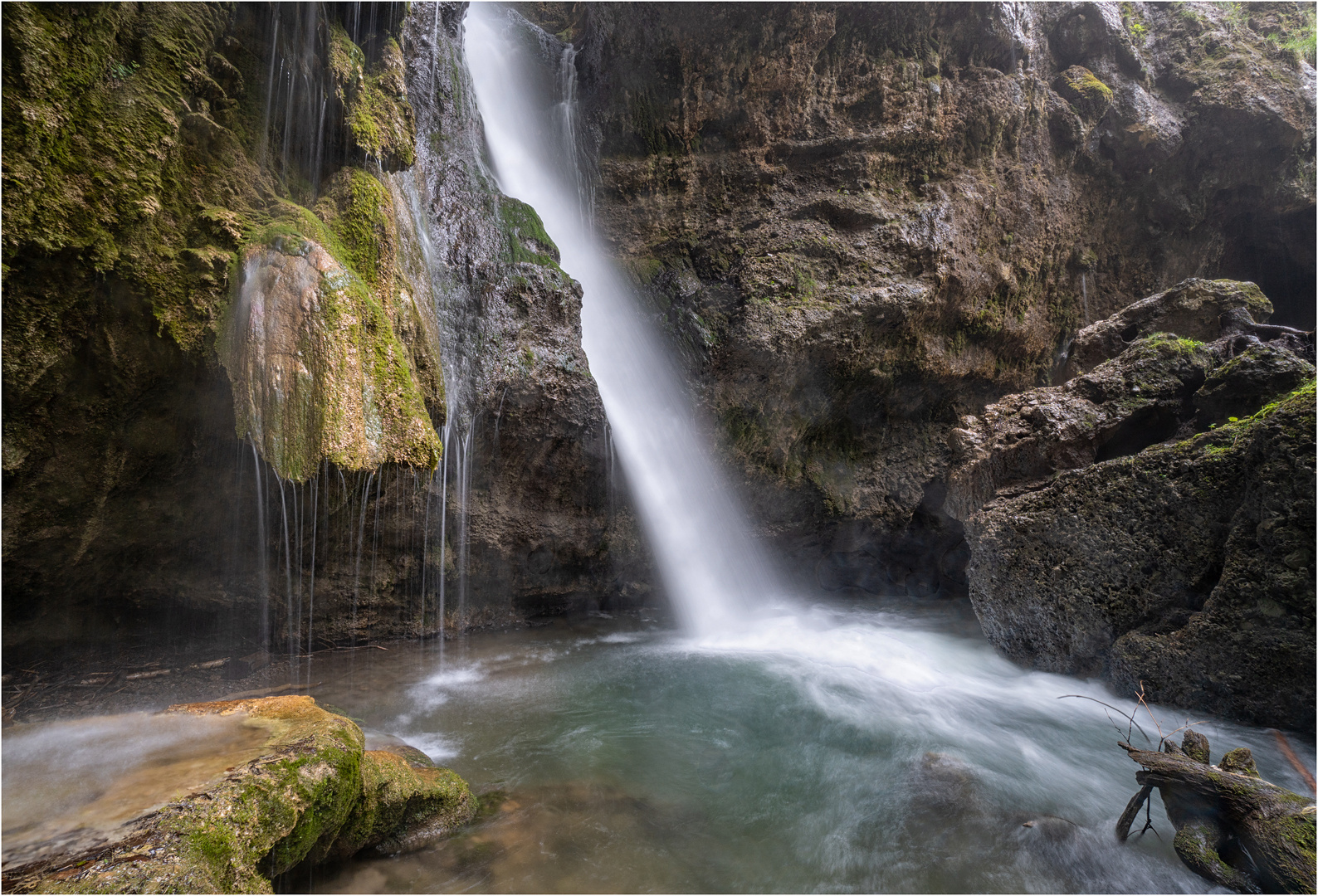 Am Hinanger Wasserfall