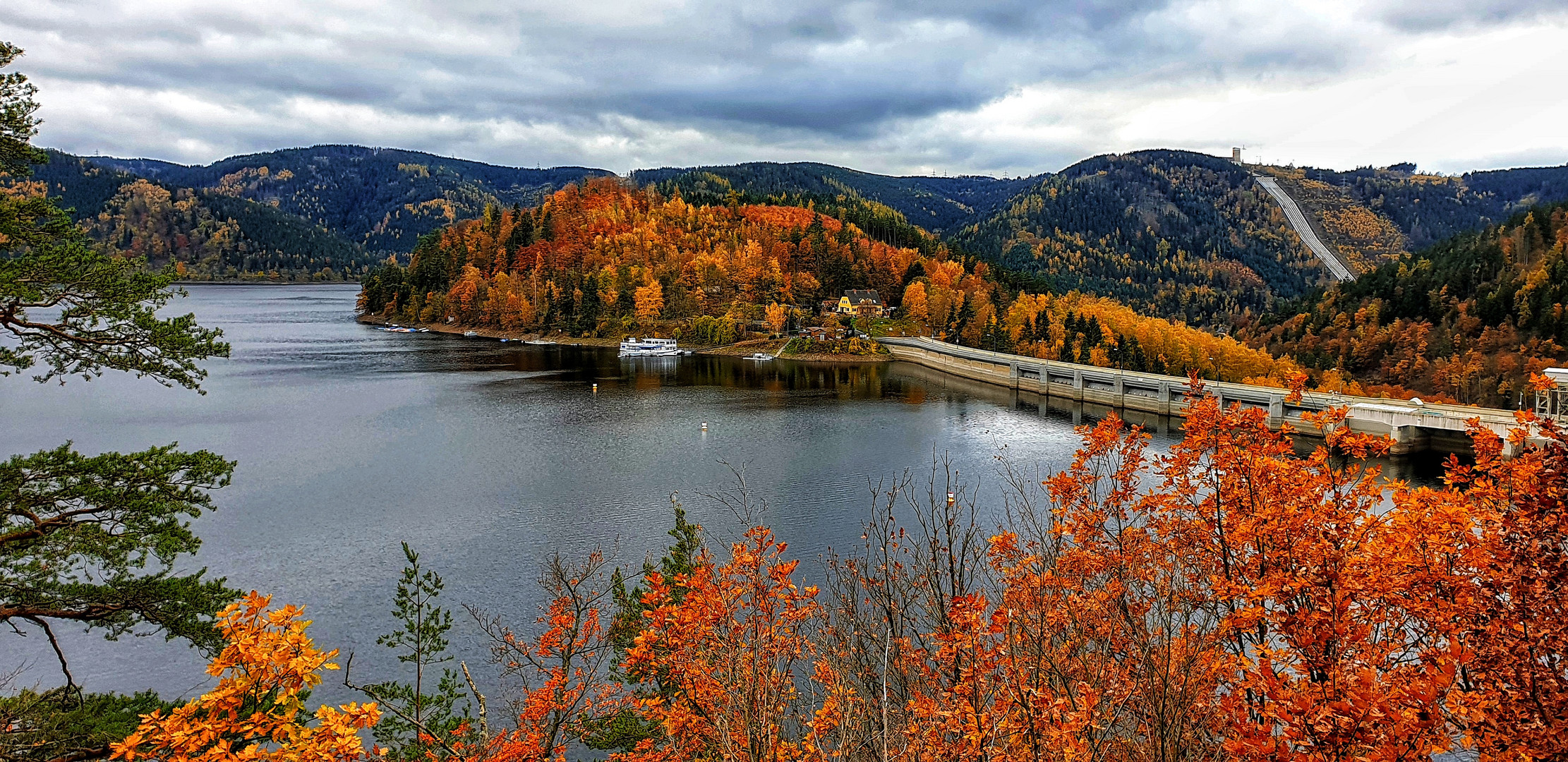 Am Hohenwarthe-Stausee