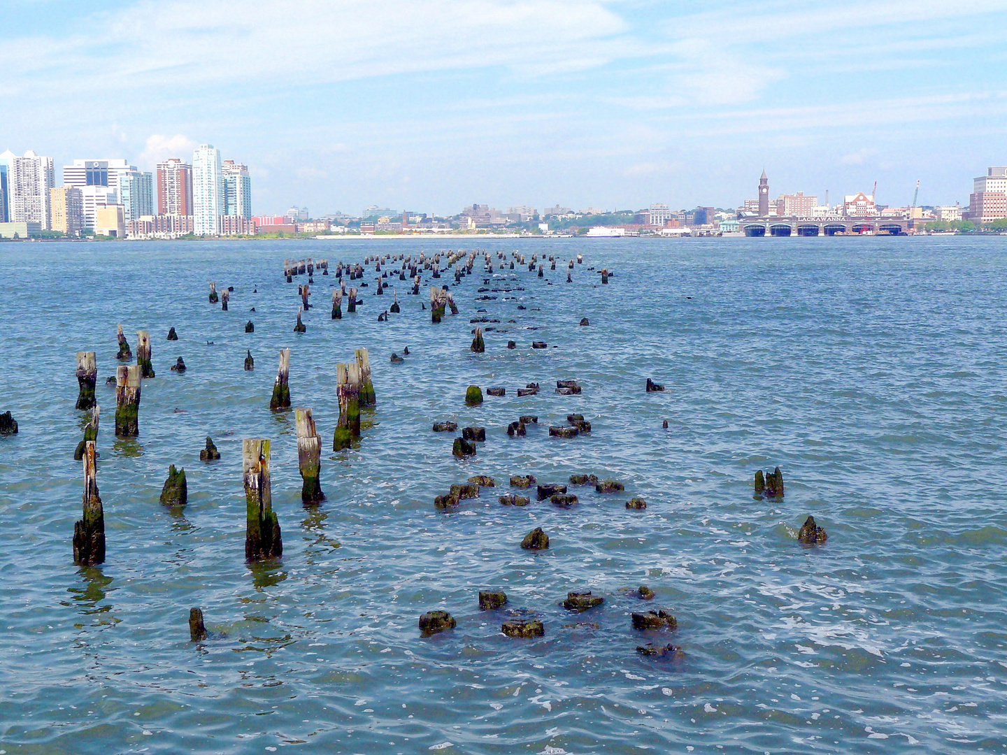 Am Hudson River mit Blick auf New Jersey