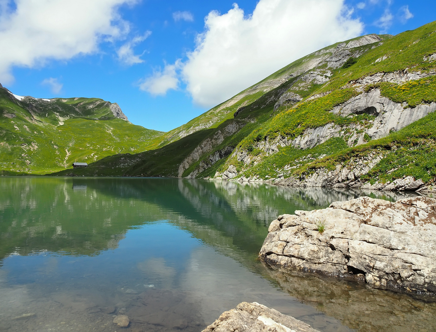 Am Iffigsee (2065 m ü.M.) 