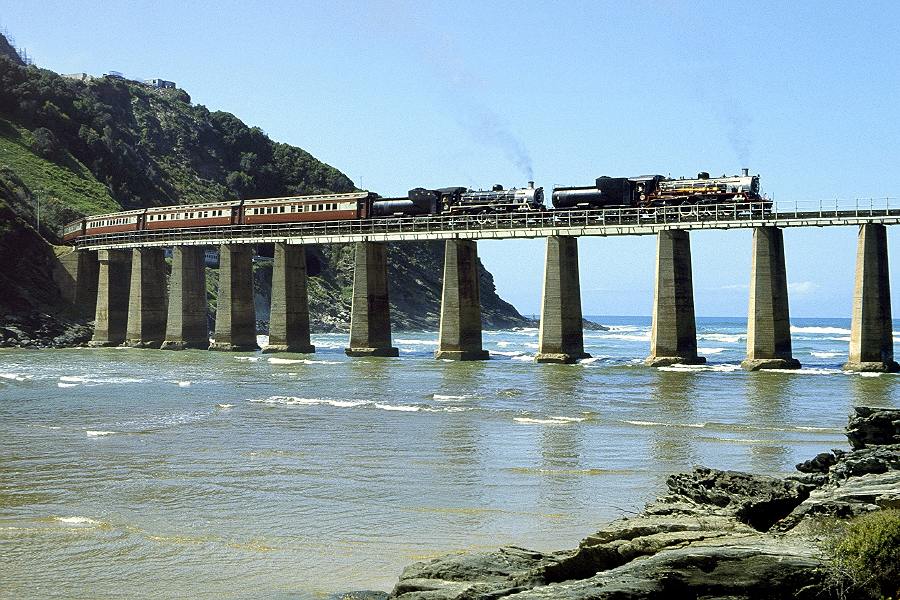 Am Indischen Ozean: Kaaimans River Bridge