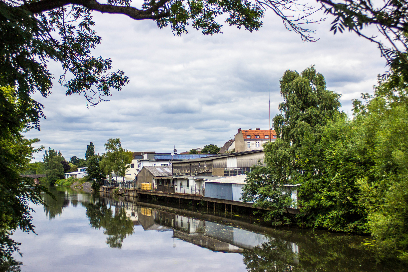 Am "Industriekanal" ...