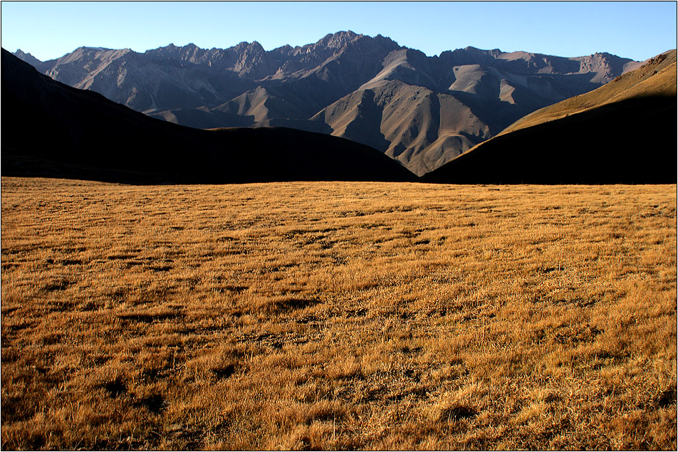 am kalmakashu-pass (3346 m)