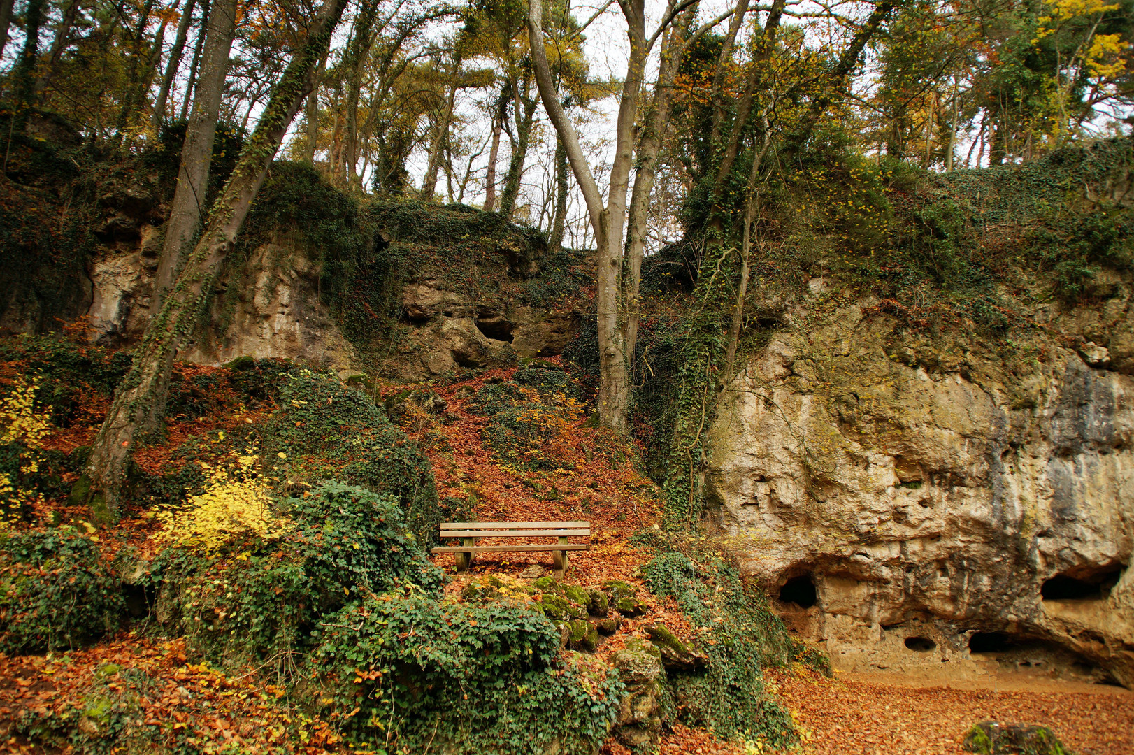 Am Kartstein 1 -  Die Bank