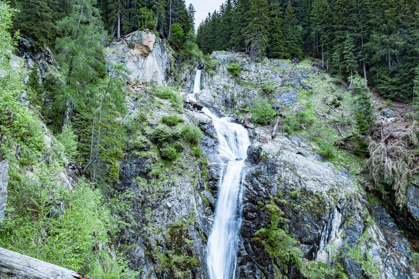 Am Klammbach-Wasserfall