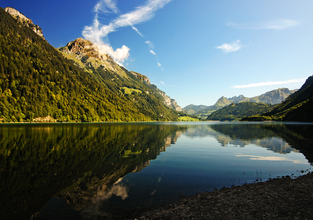 Am Klöntaler See - Glarnerland