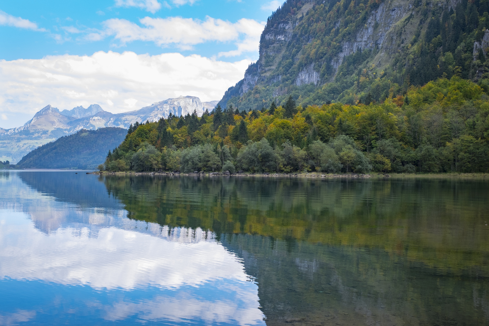 Am Klöntalersee 4