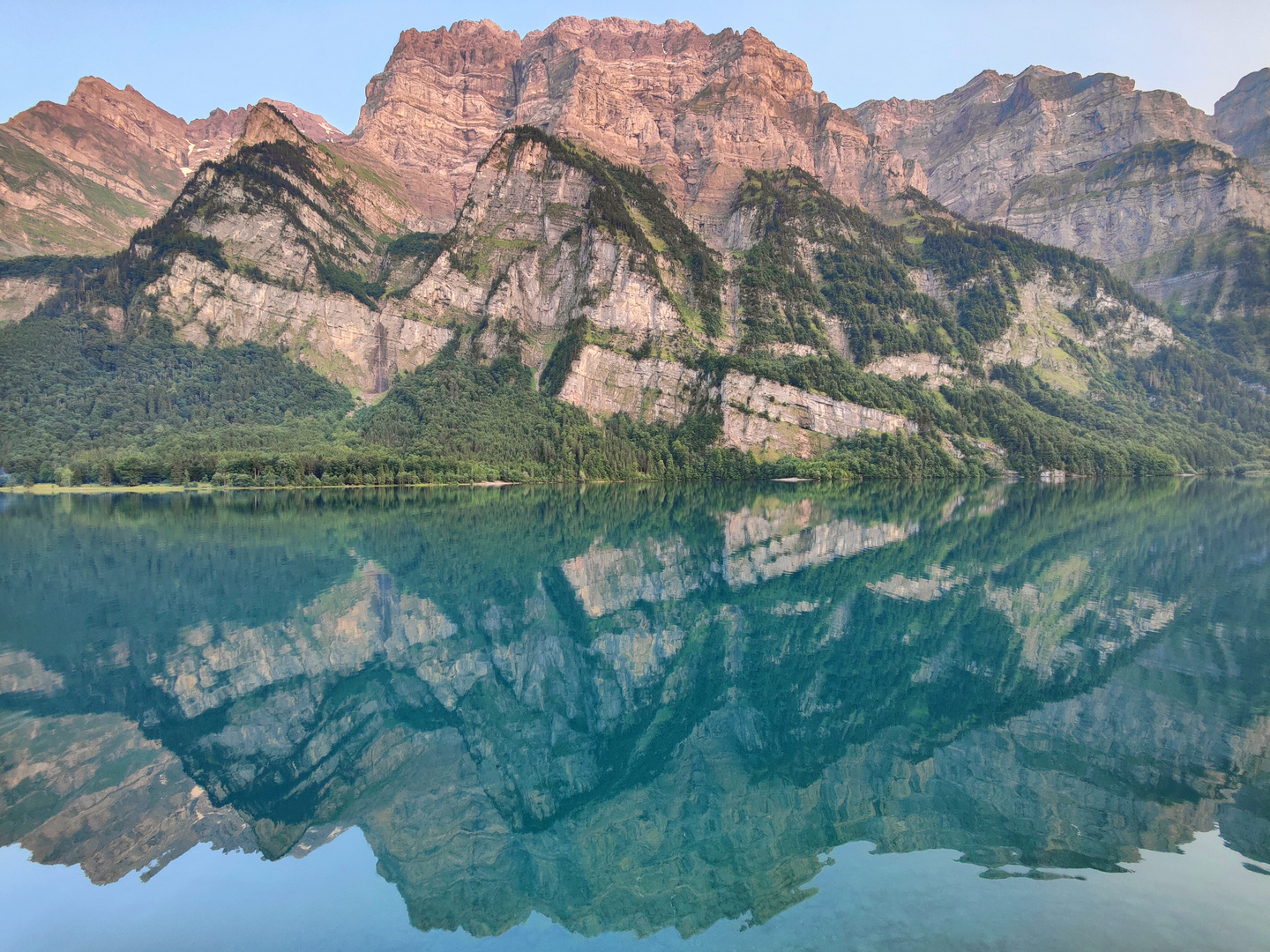 am Klöntalersee 