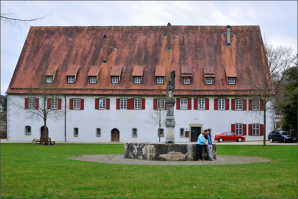 Am Kloster Blaubeuren (2)