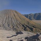 Am Krater des Mount Bromo