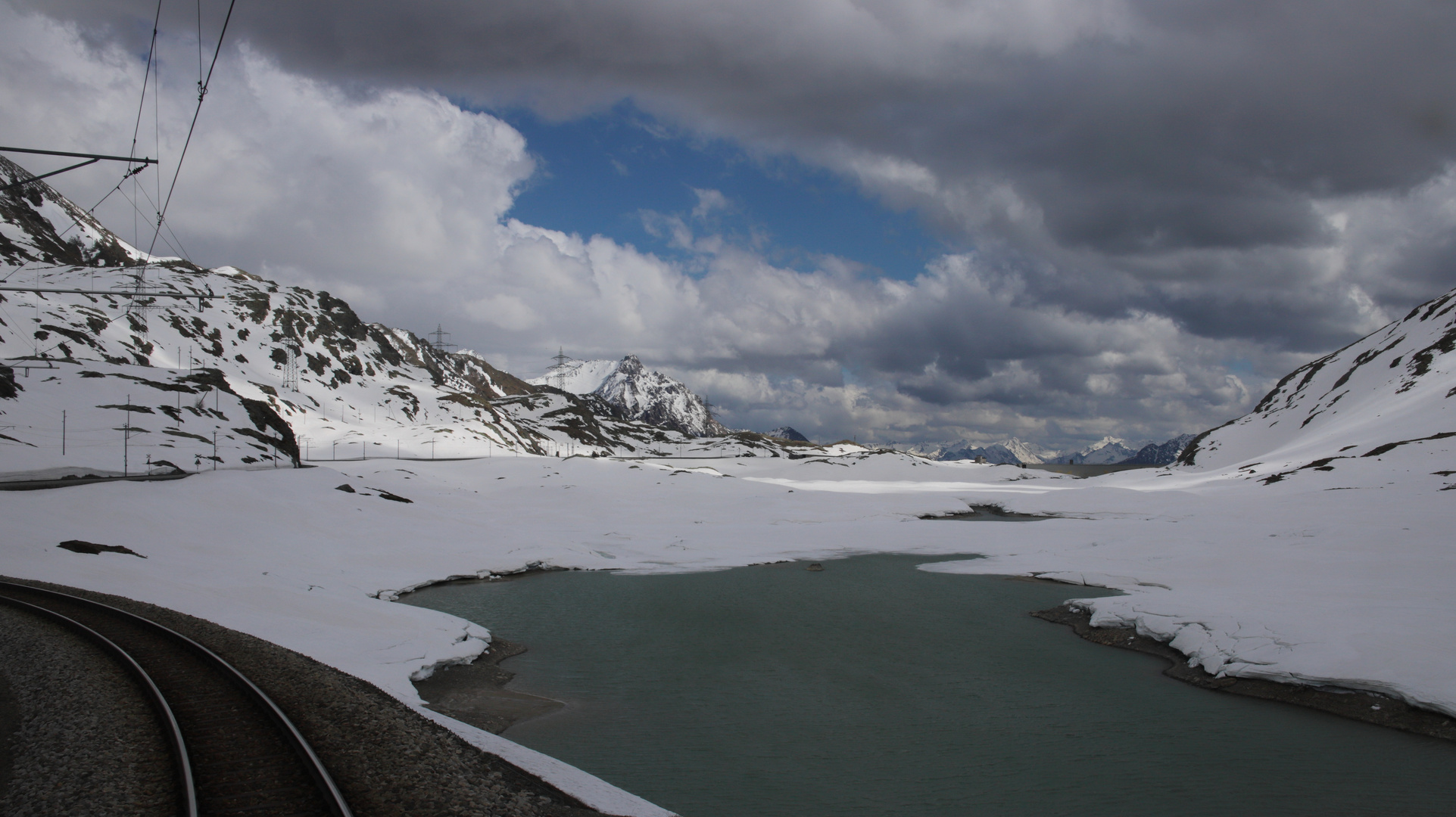 Am Lago Bianco kurz vor Ospizio Bernina