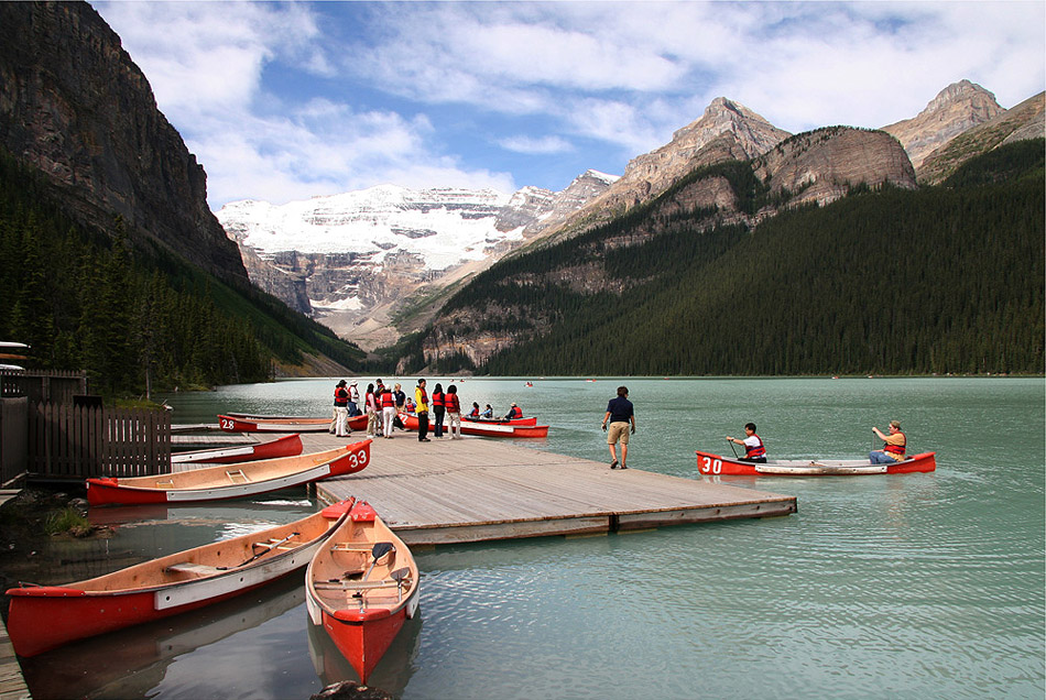 Am Lake Louise