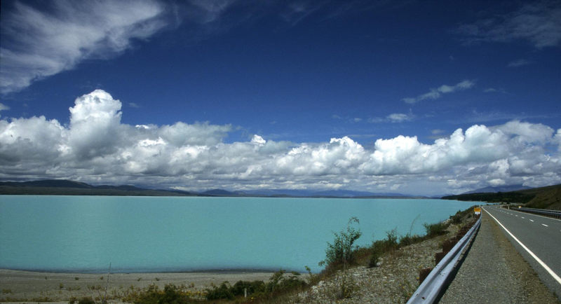 Am Lake Pukaki