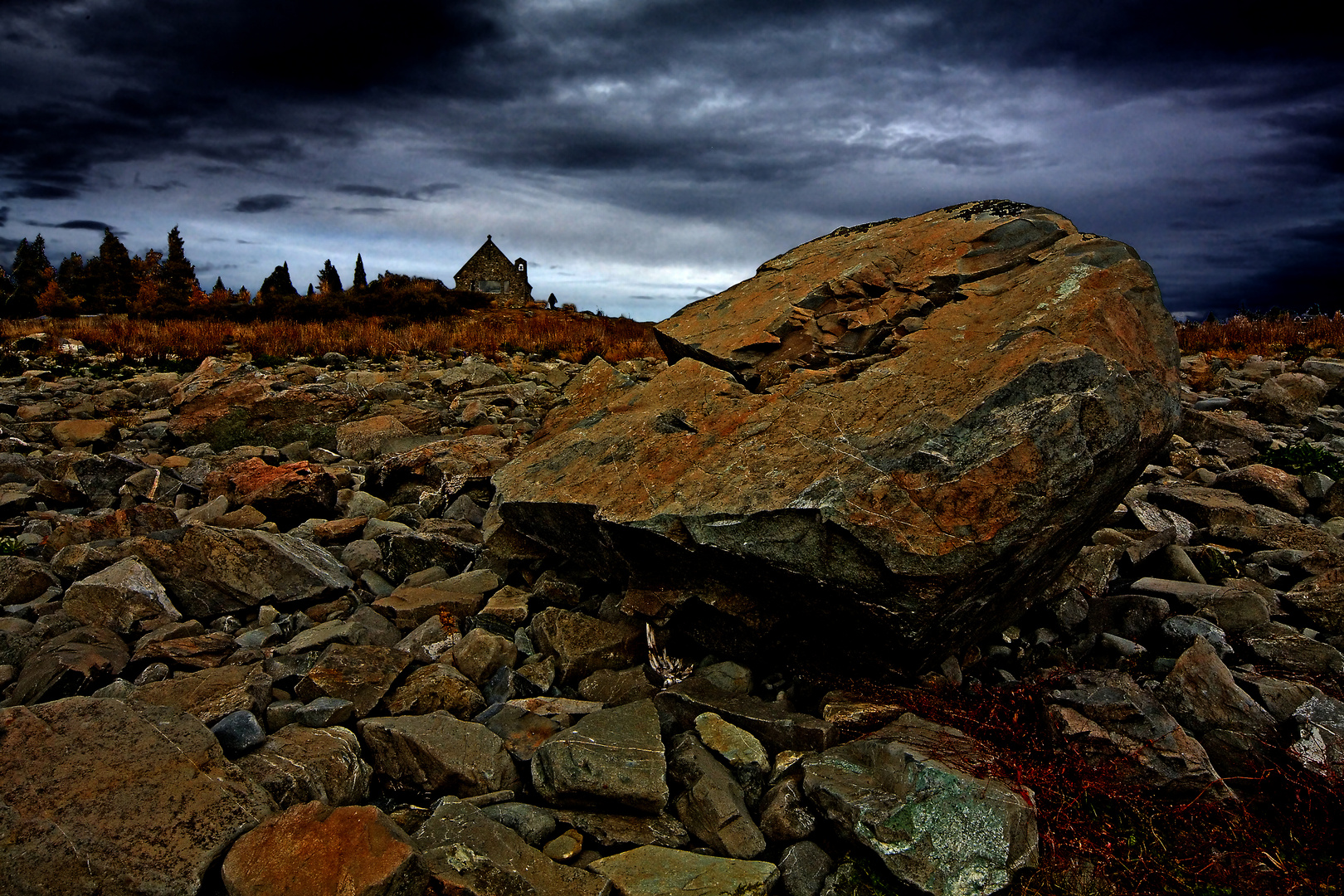 Am Lake Tekapo