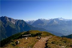 am Lasörling Höhenweg mit Blick zum Großglockner