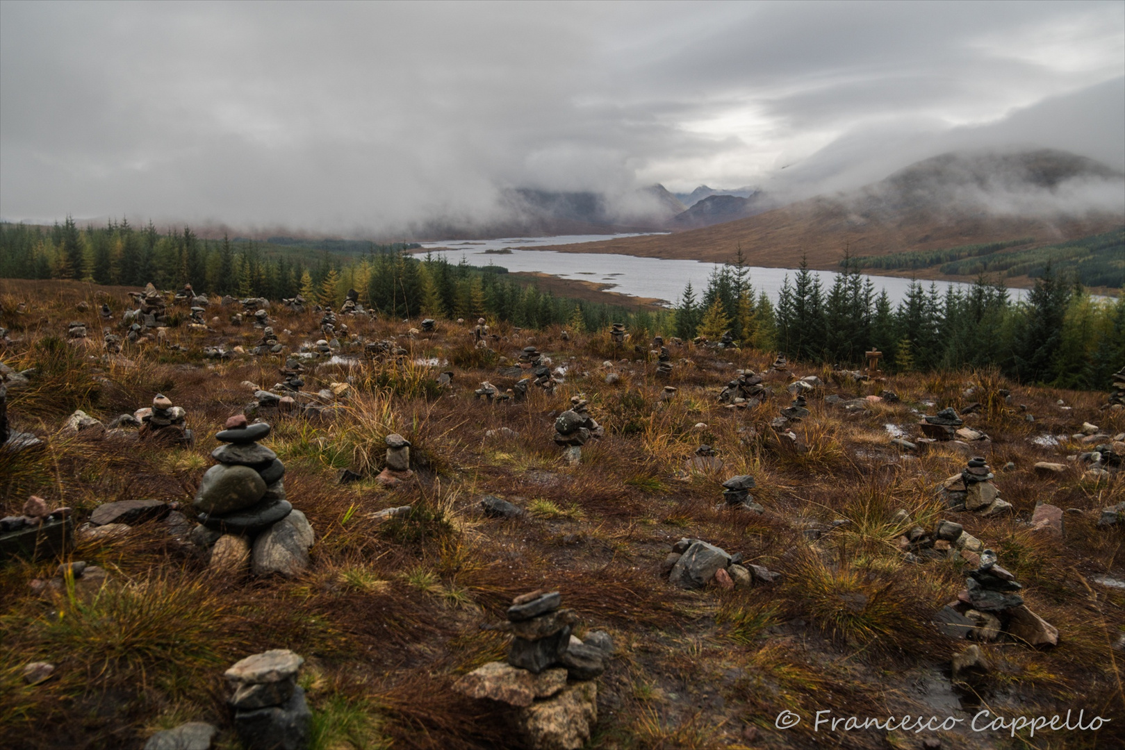 am Loch Loyne (1)