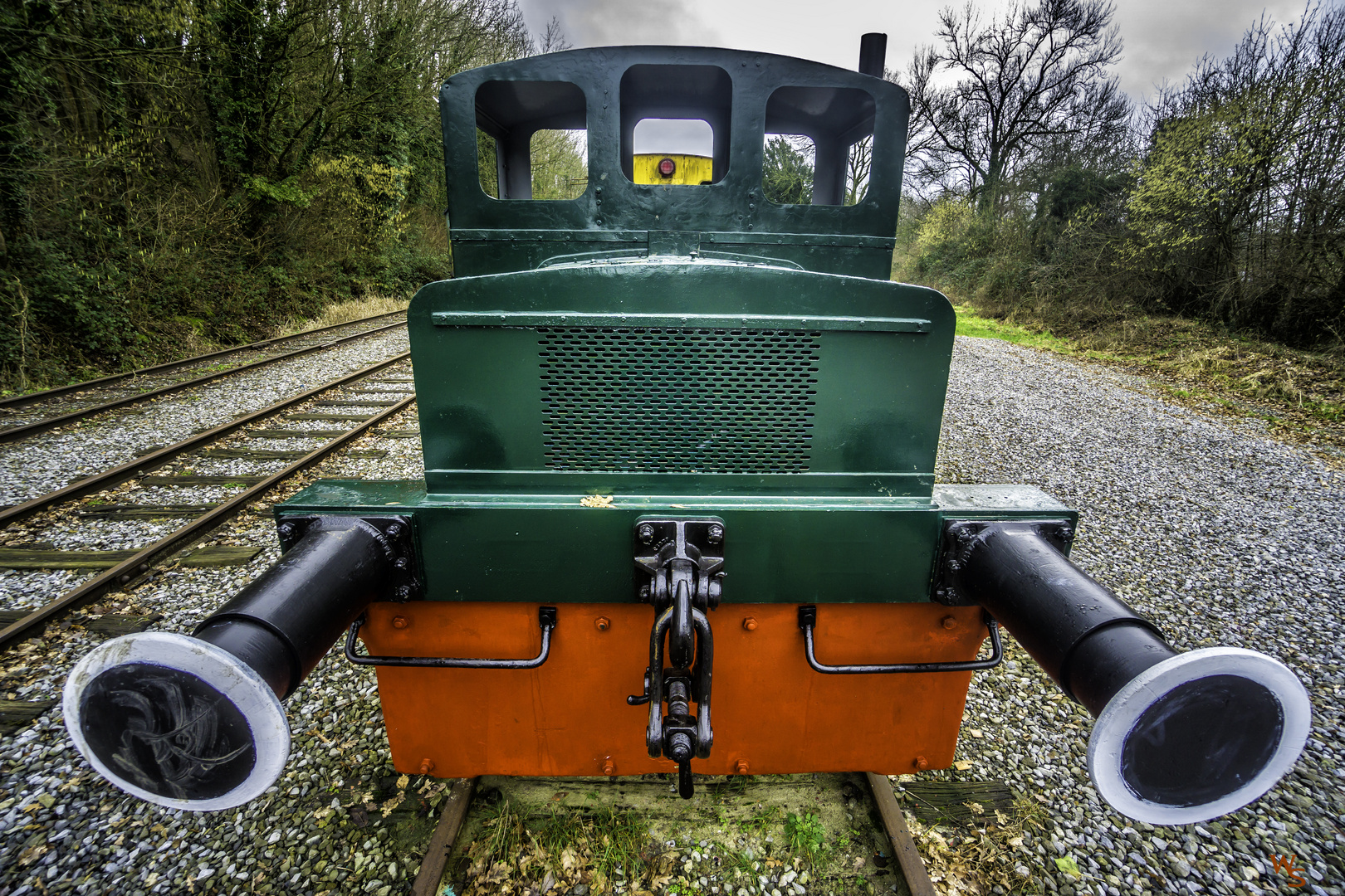 Am Lost Place für Trains standen auch restaurierte Loks