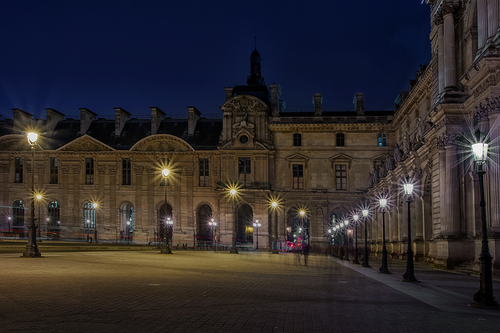 Am Louvre