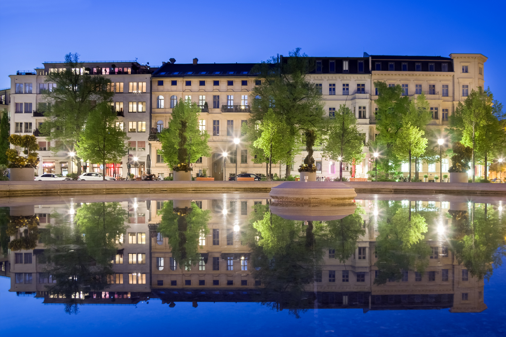 Am Luisenplatz Foto & Bild | world, frühling, abend Bilder auf