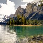 Am Maligne Lake