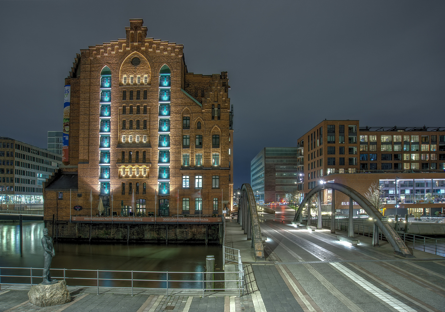 Am Maritimen Museum 2