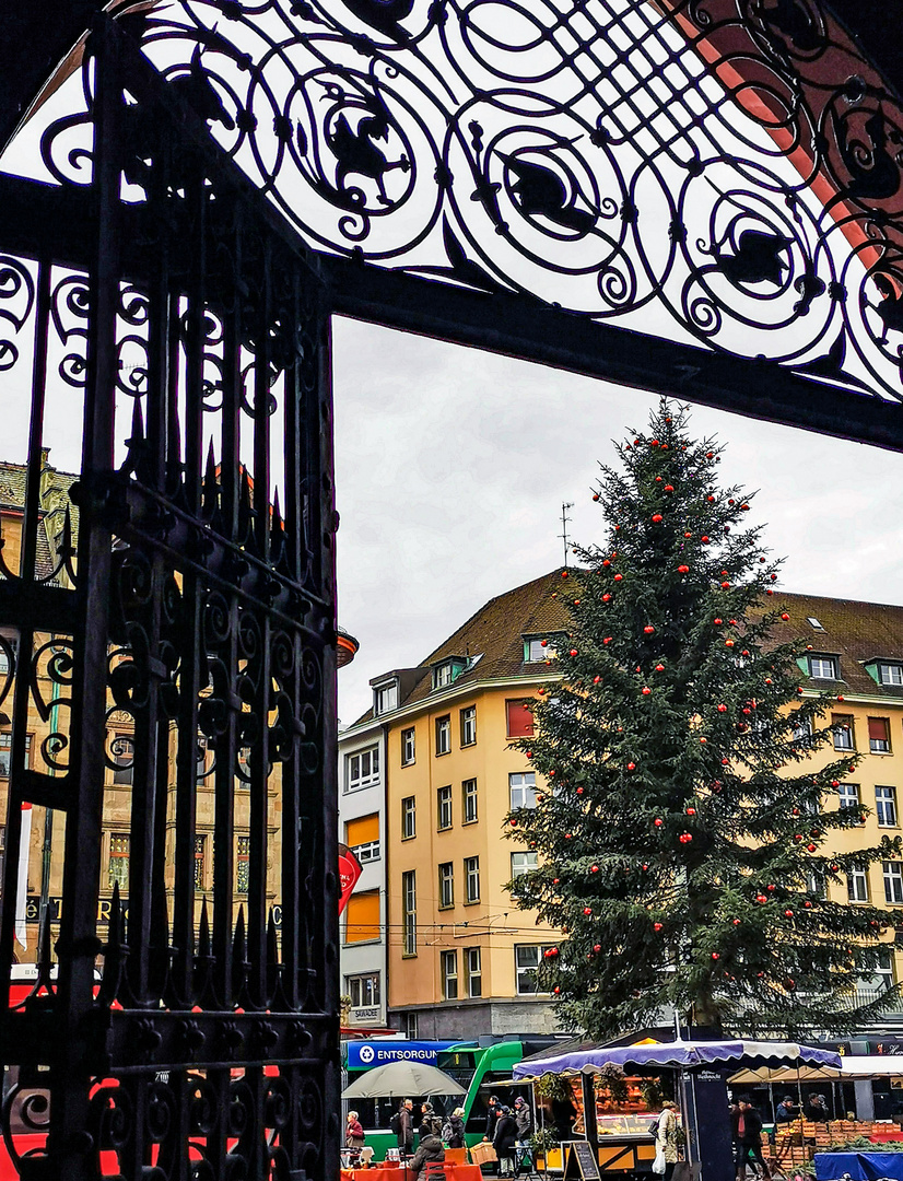 Am Marktplatz Basel