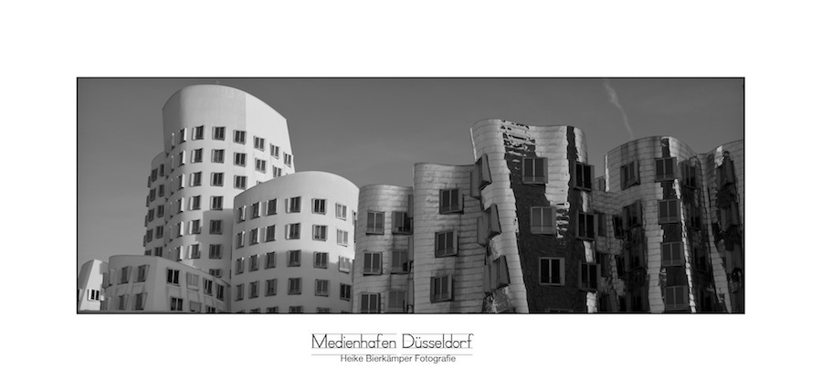 Am Medienhafen Düsseldorf