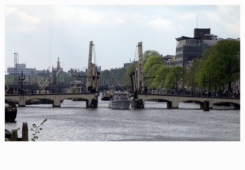 am, mit und auf dem wasser.....amsterdam