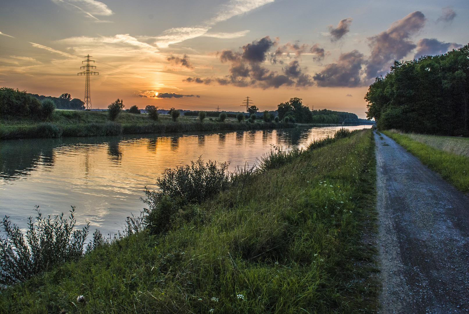 Am Mittellandkanal 08.15 Foto & Bild | landschaft, bach, fluss & see