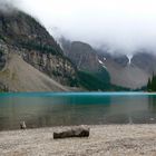 am Moraine Lake 1