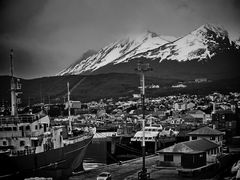 am morgen ankunft in ushuaia - das ende der reise ..