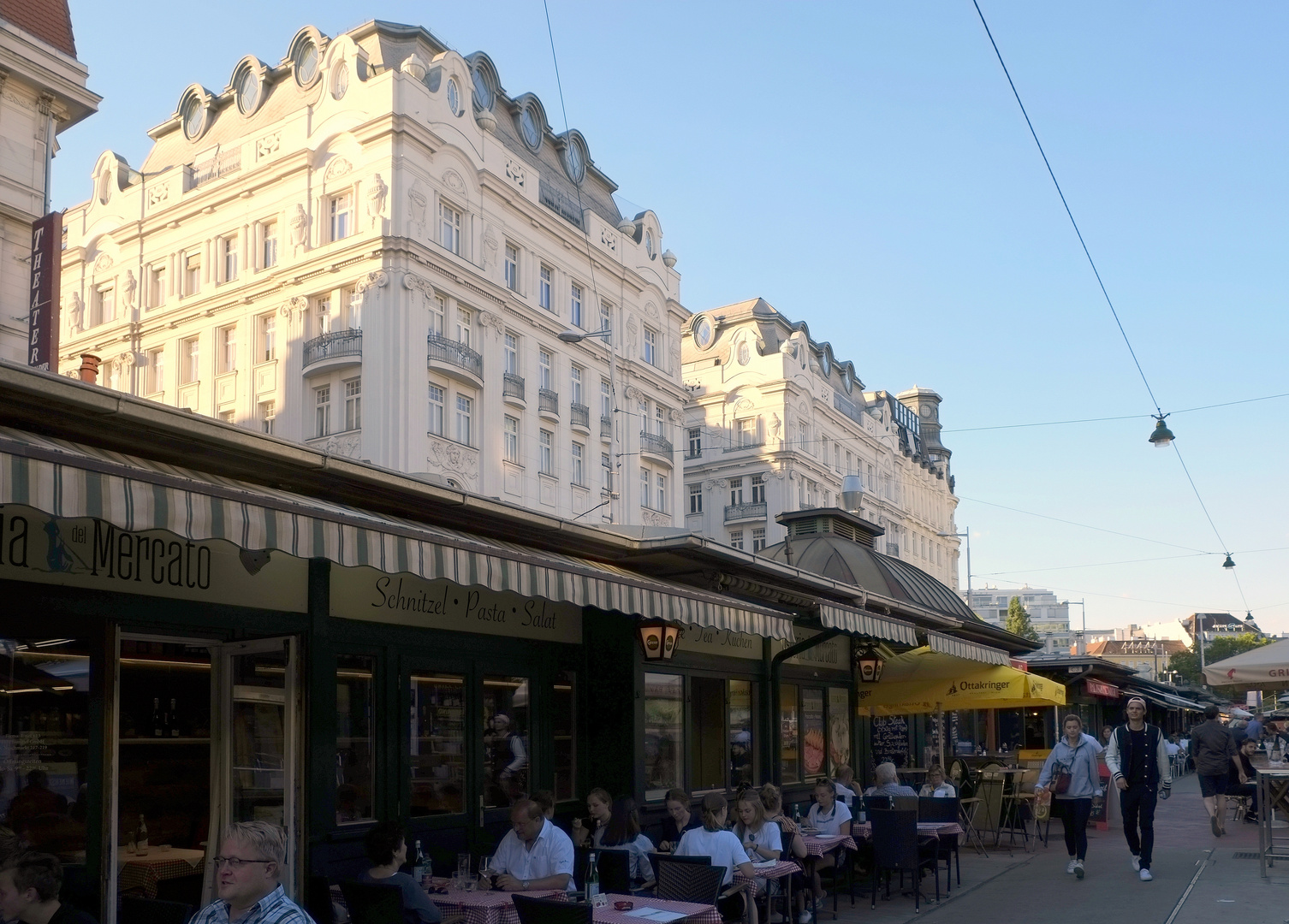 am Naschmarkt