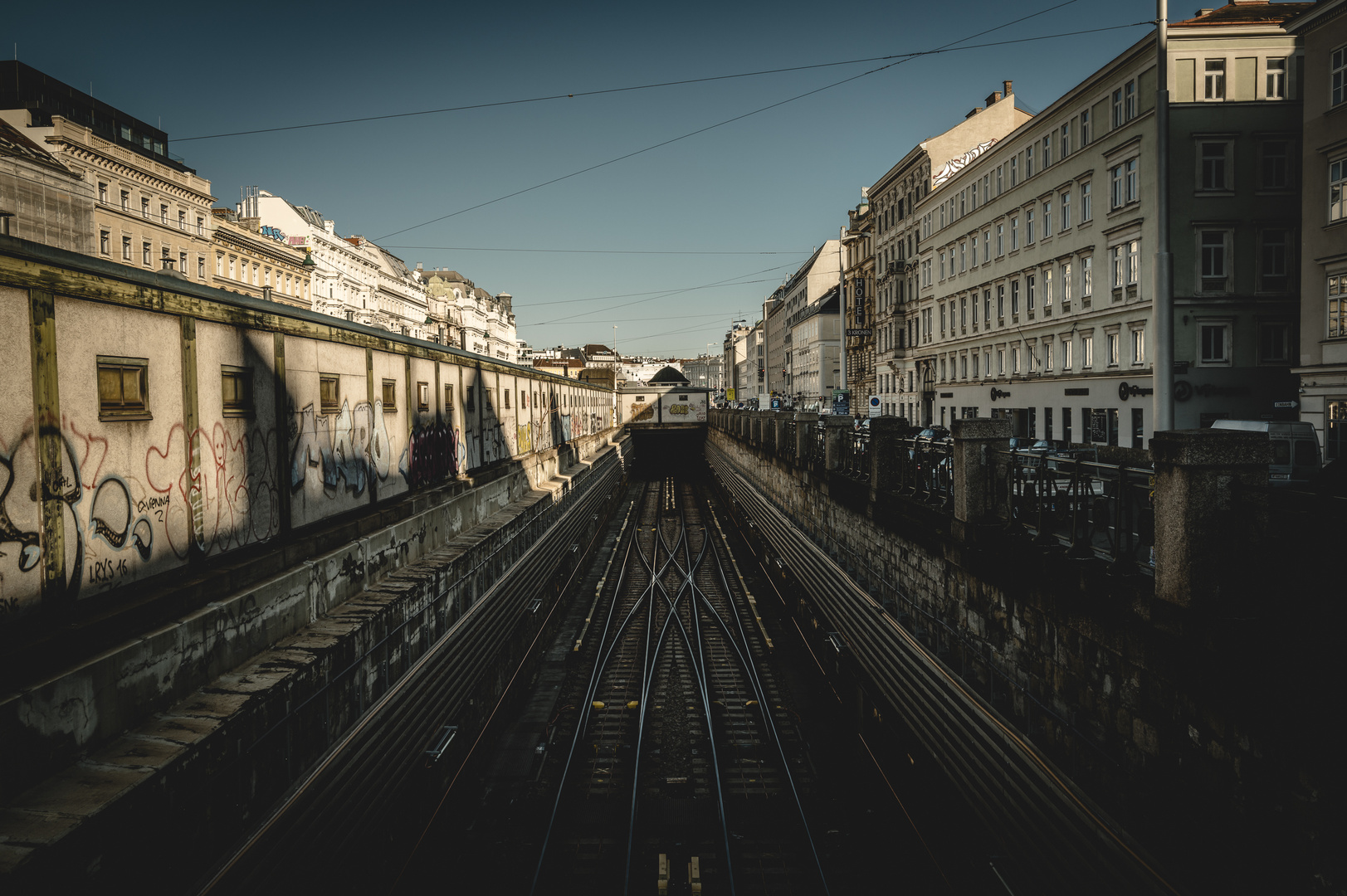 Am Naschmarkt in Wien - I