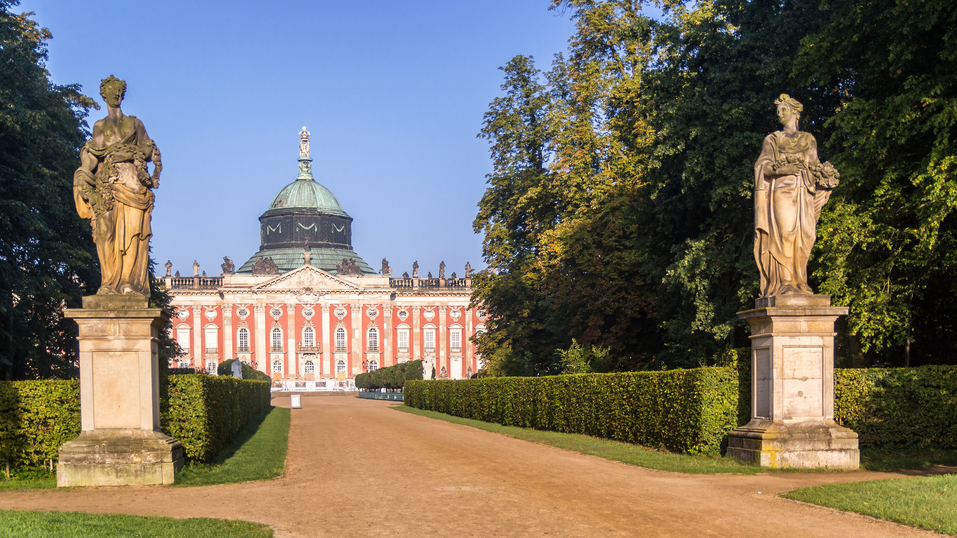 am Neuen Palais