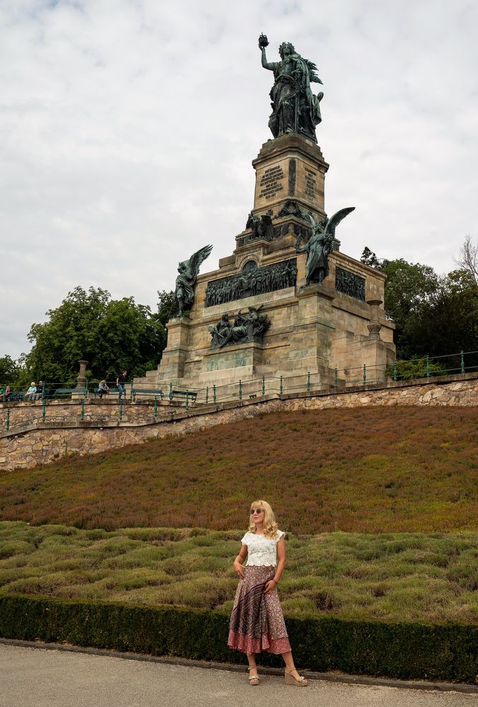 ...am Niederwald-Denkmal....