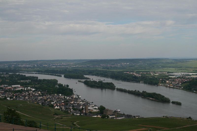 Am Niederwalddenkmal