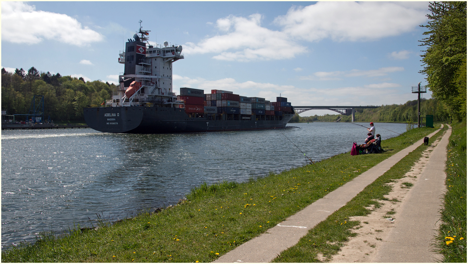 Am Nord-Ostsee-Kanal