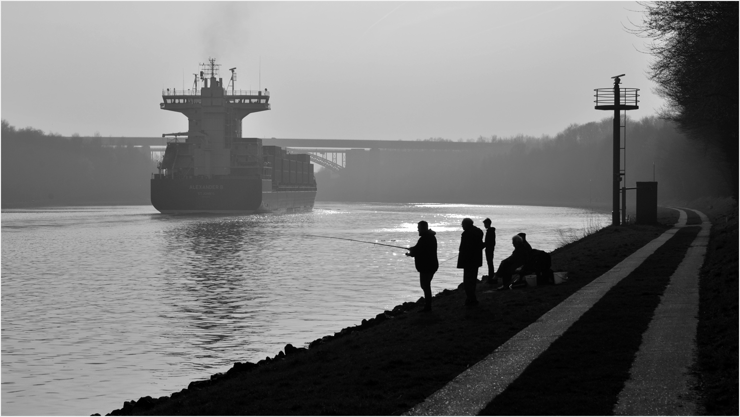 Am Nord-Ostsee-Kanal