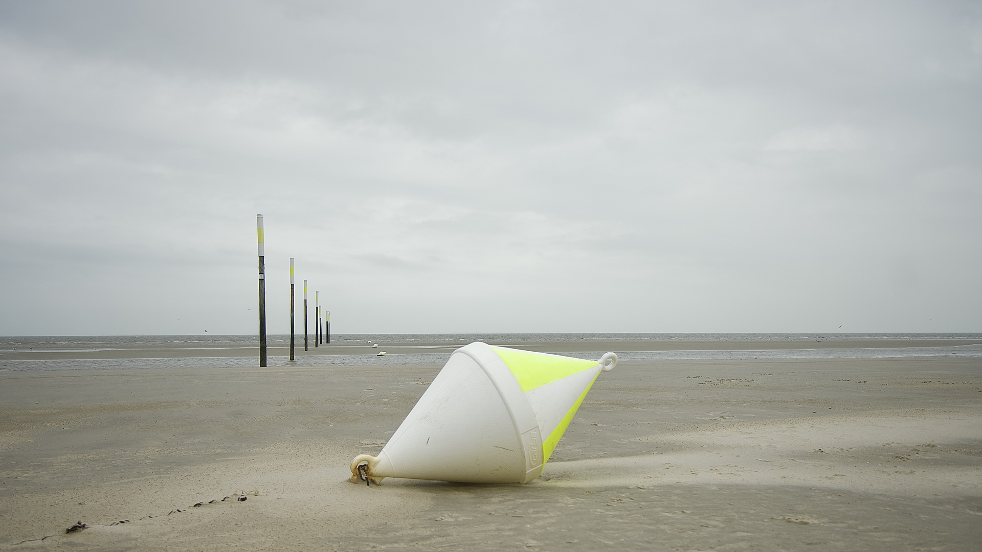 Am Nordseestrand im Herbst