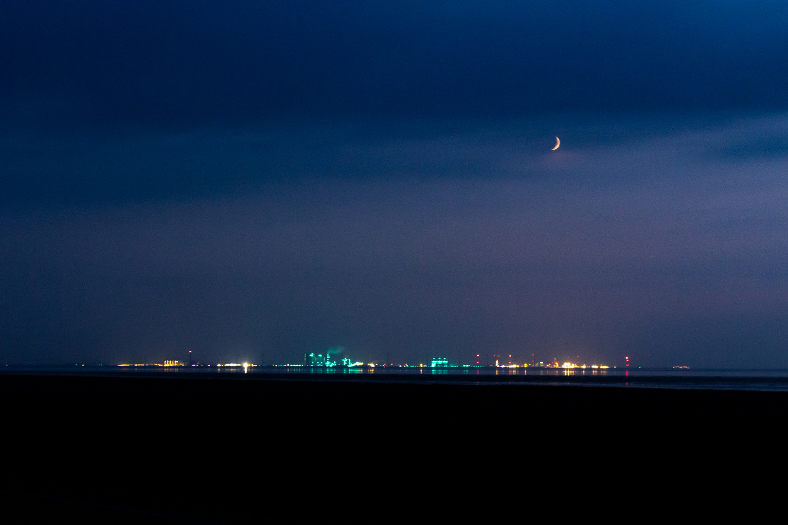 Am Pilsumer Leuchtturm bei Nacht