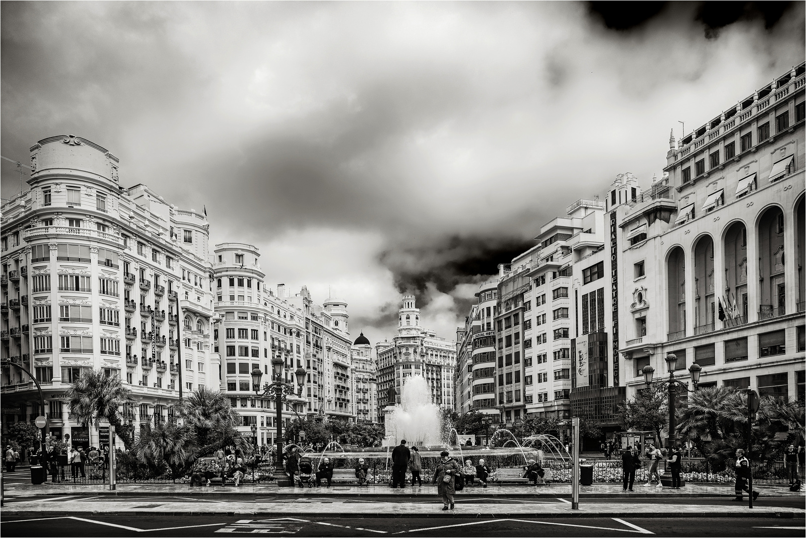  Am Plaça de l'Ajuntament...