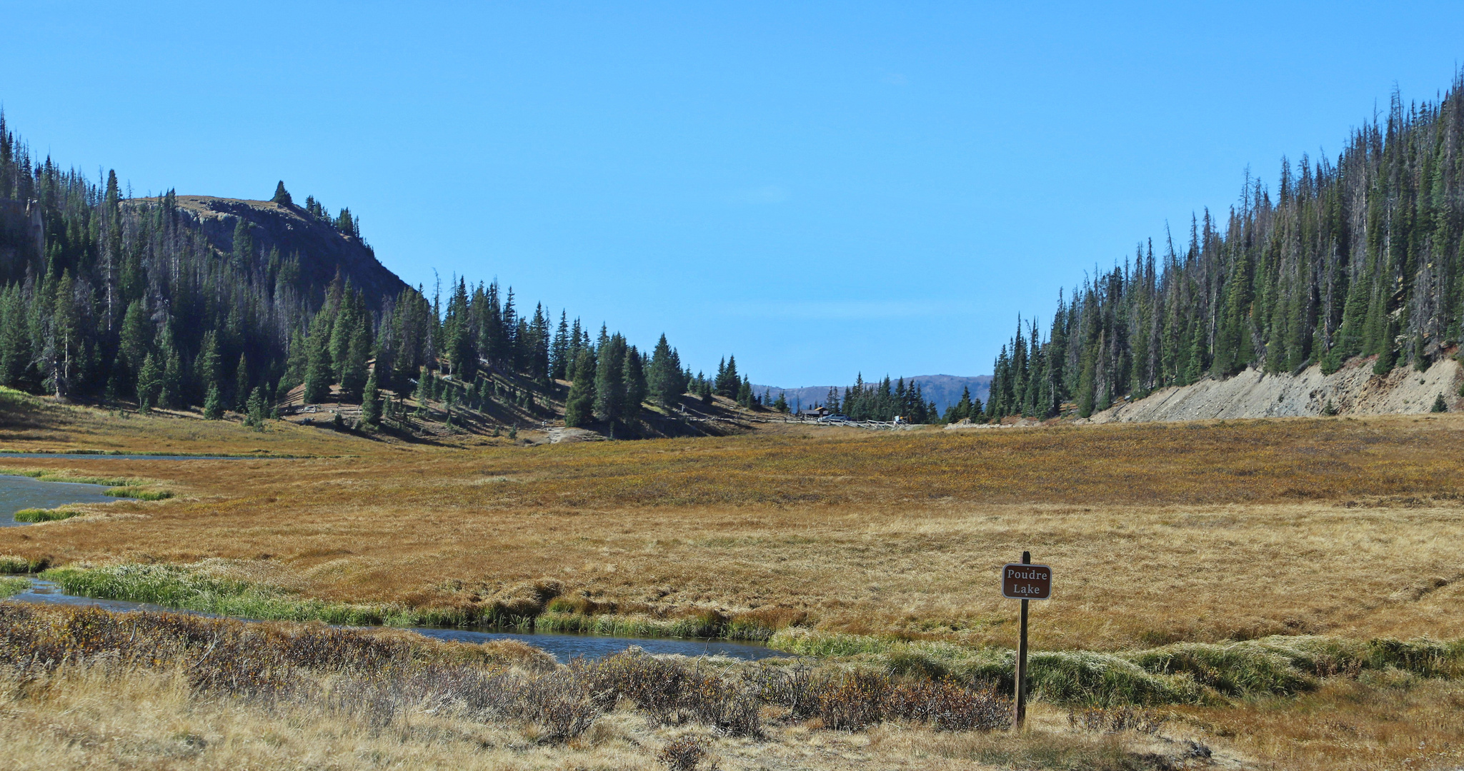 Am Poudre Lake am Milner Pass...