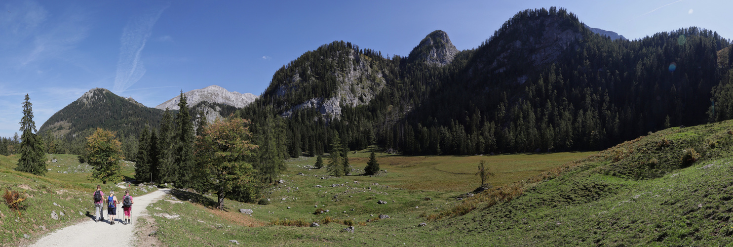 Am Priesbergmoos (2018_09_21_EOS_6D_Mark_II_7236_pano_ji_jiw)