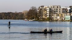 AM PULS EINER LAUTEN, SCHNELLEN, HEKTISCHEN STADT