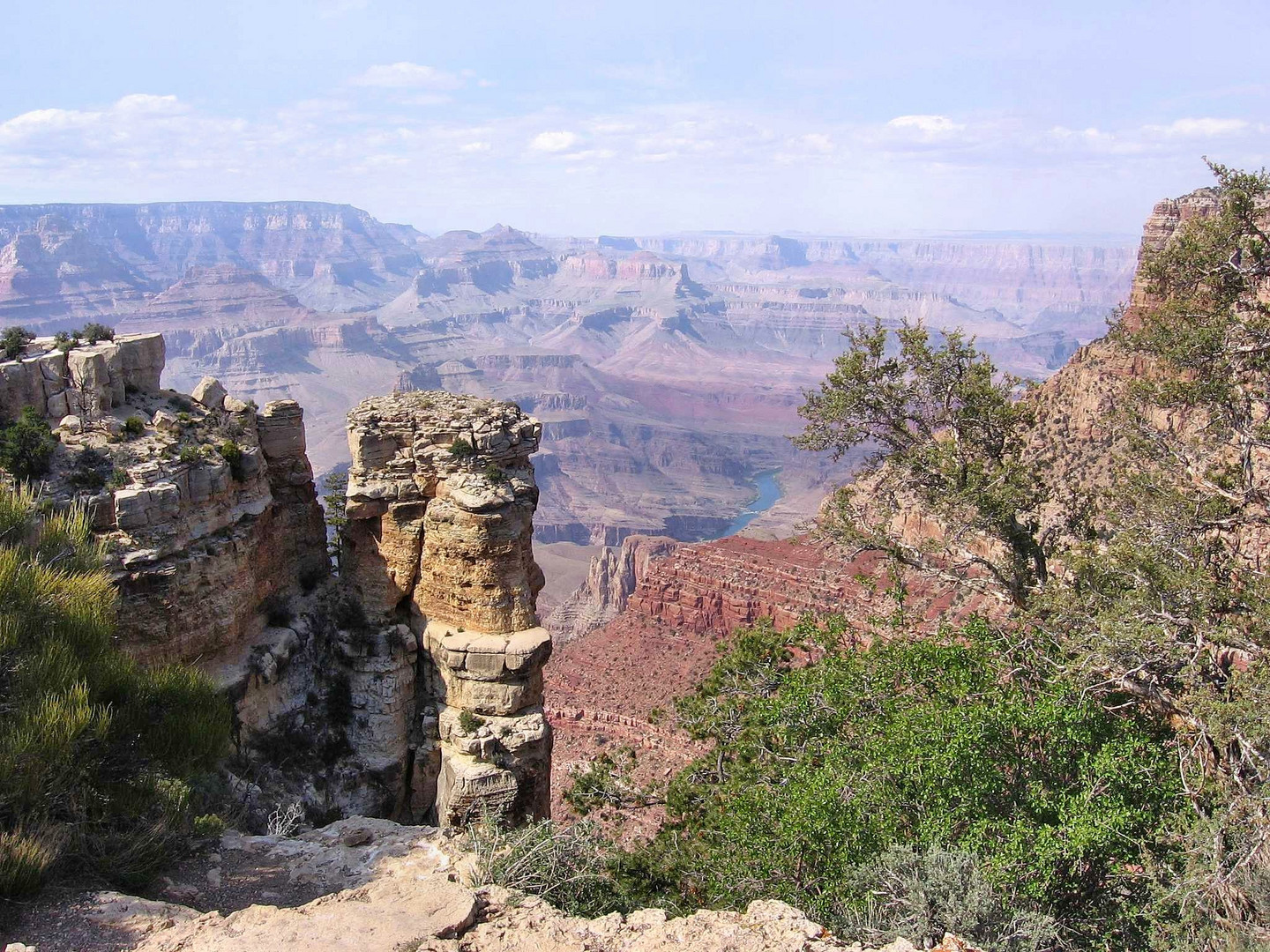 Am Rand vom Grand Canyon